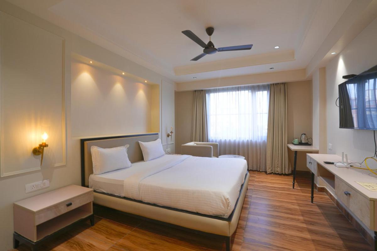 Hotel Square 36 Kota  Εξωτερικό φωτογραφία
