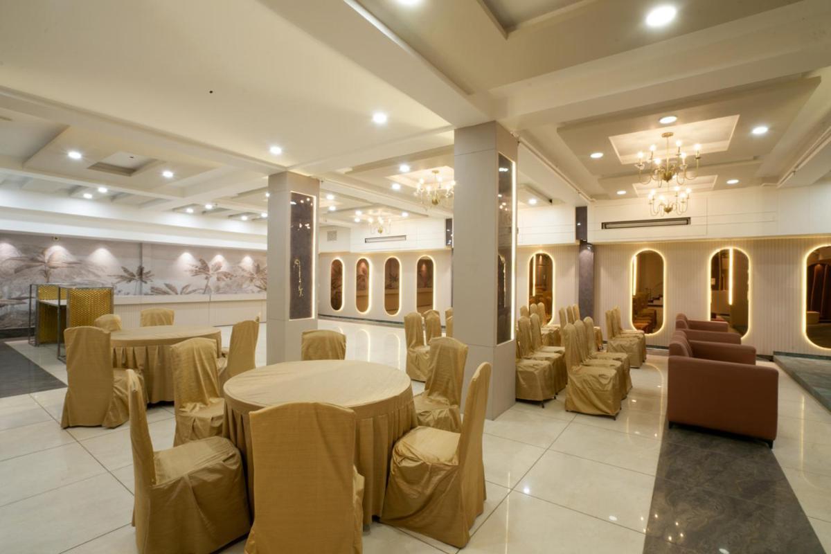 Hotel Square 36 Kota  Εξωτερικό φωτογραφία
