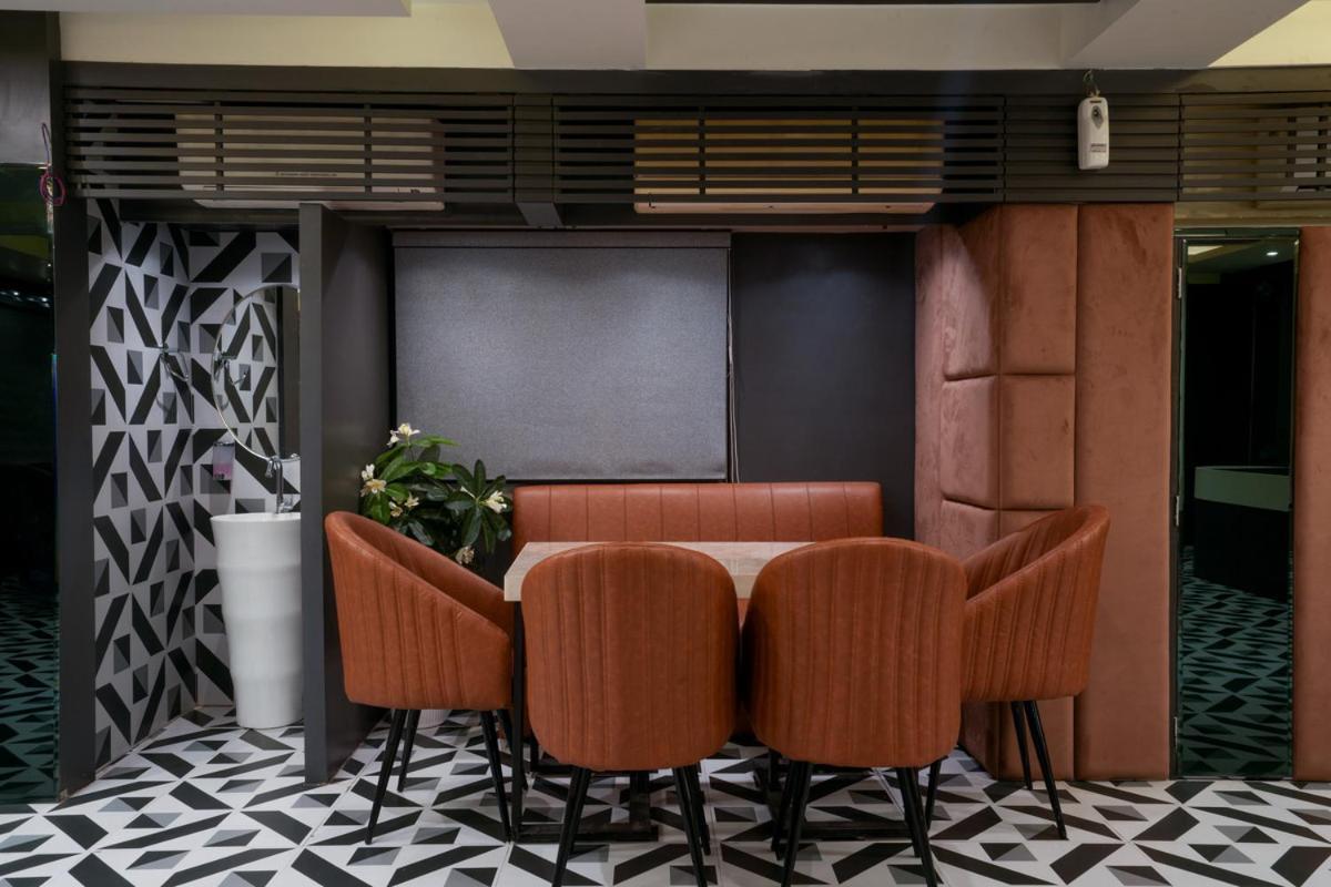 Hotel Square 36 Kota  Εξωτερικό φωτογραφία