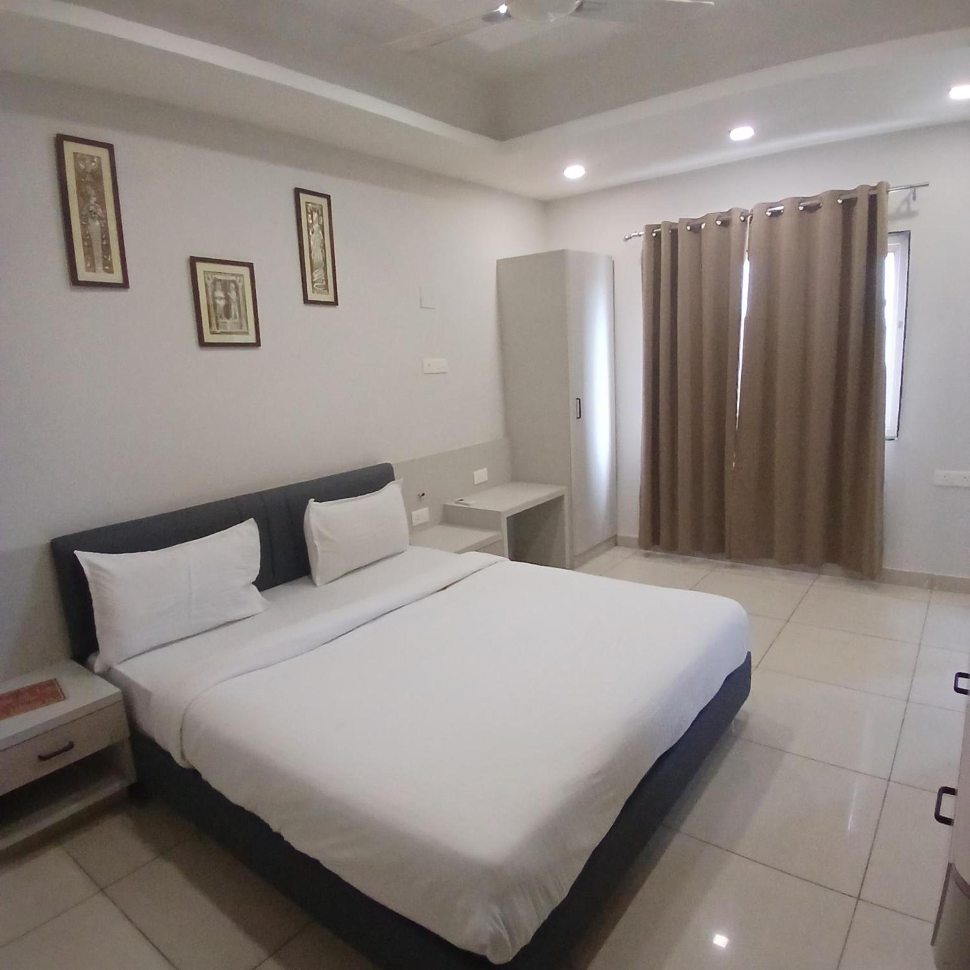Hotel Square 36 Kota  Εξωτερικό φωτογραφία