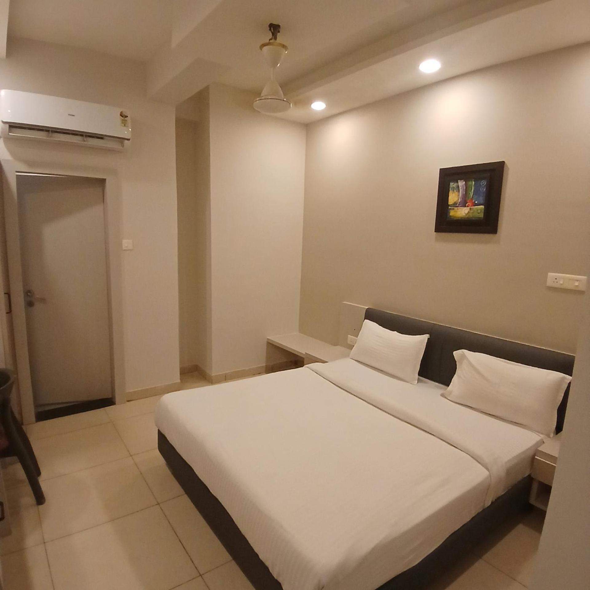 Hotel Square 36 Kota  Εξωτερικό φωτογραφία