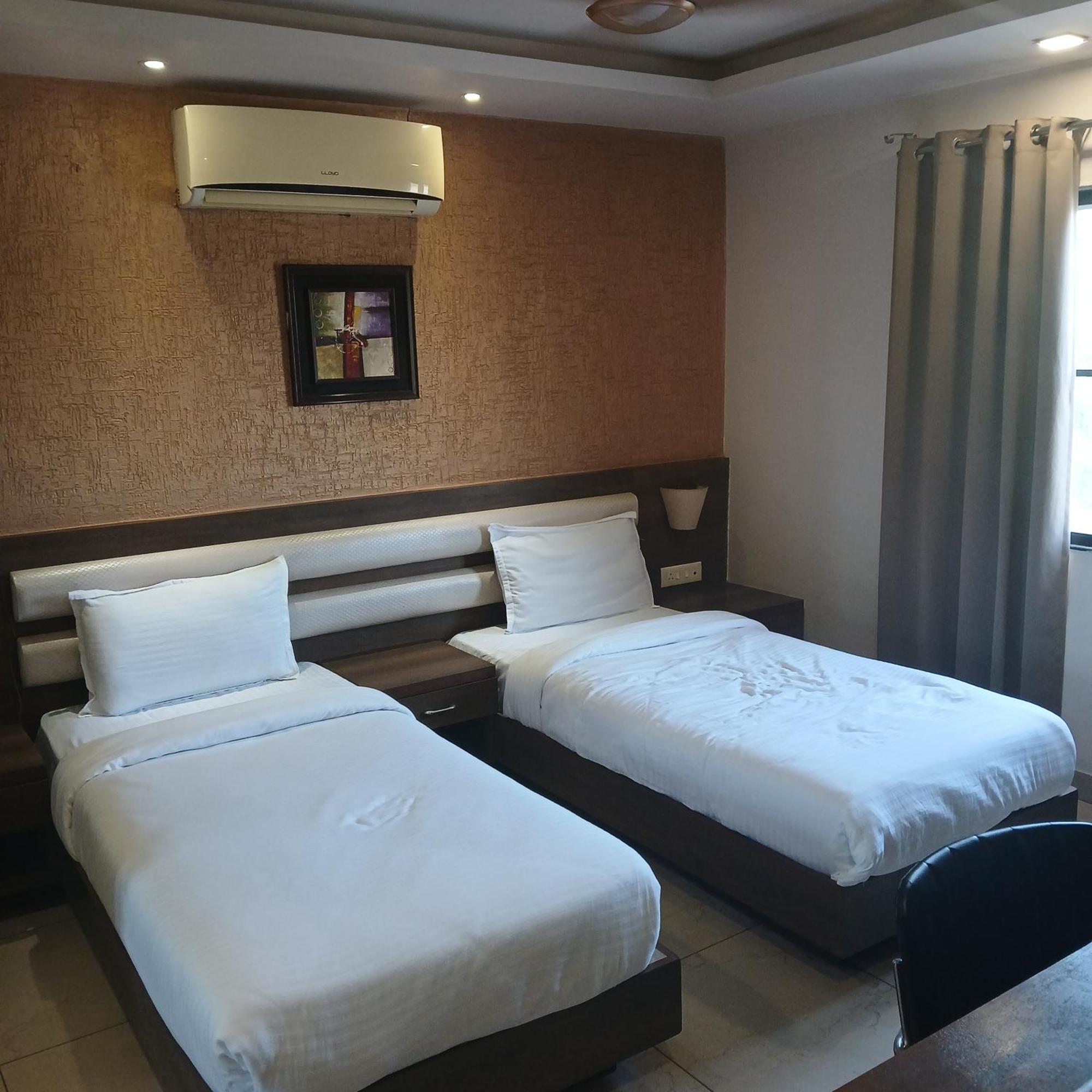 Hotel Square 36 Kota  Εξωτερικό φωτογραφία